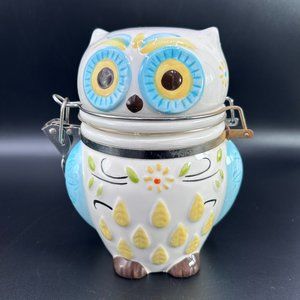 Boston Warehouse Ceramic Owl Treat Jar Canister 6.5” w/ Hinged Lid Latch White